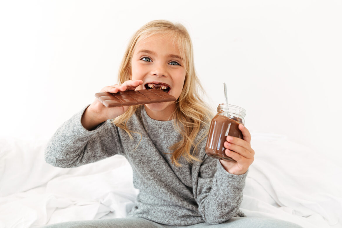 No mês em que se comemora o dia da Gula, entenda qual é o impacto da alimentação na saúde dos dentes